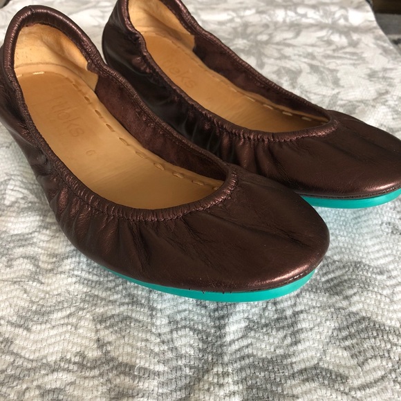 Limited ed. Raspberry Truffle Tieks by Gavrieli - Picture 5 of 11